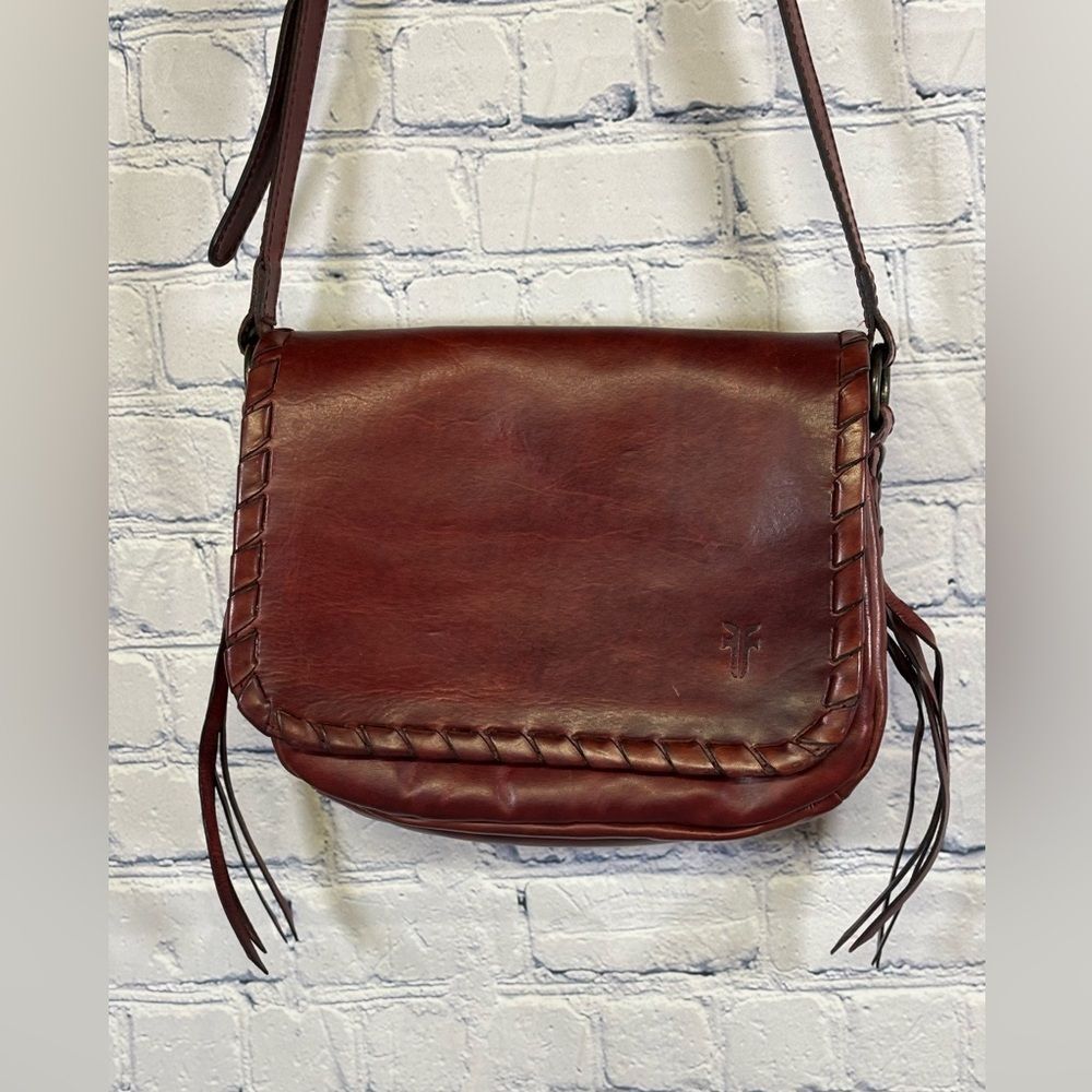 Frye Saddle Brown Layla Concho Fringe Classic Crossbody Boho Western Flap Purse